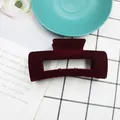 Elegante pinza per capelli bordeaux floccata con design rettangolare cavo per donna - Floccaggio Quadrato / Rosso