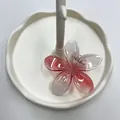 Molletta per capelli a forma di plumeria sfumata rosa e viola per vacanze estive - Fermagli laterali / 8.5cm / Rosso Trasparente