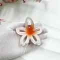 Pinza de pelo flor de plumeria con degradado naranja y diseño de resina translúcida - Degradado Naranja