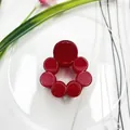 Mini pince à cheveux rouge en résine avec texture gelée et design rond élégant - Style Fleur Cercle