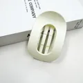 Fermaglio a becco d'anatra color crema per chignon con dettagli metallici lineari - Vernice Di Gomma Bianco