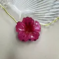 Elegante pinza per capelli a fiore di ibisco rosso rosa in resina lucida - Rosso Anguria Scuro