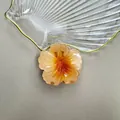 Molla per capelli a fiore in resina sfumata arancione con finitura ambra traslucida - Arancio miele