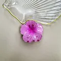 Molla per capelli a fiore sfumato viola in resina traslucida con design a cinque petali - Rosa