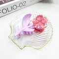 Pinza per capelli a fiore rosa con foglia viola in resina lucida di alta qualità - Fiore di Cuore Arrotolato Rosa Coreano