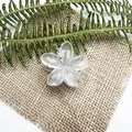 Pinza per capelli a fiore in resina opaca con paillettes colorate su tela - Spruzzi Grigio E Caffè