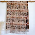 Ethno-Schal mit Paisley-Muster in Beige und Braun mit feinen Fransen am Saum - Bxs-485 Khaki / 200x65cm