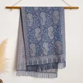 Scialle pashmina vintage blu scuro con motivo paisley e raffinate finiture a frange - Bxs-069 Blu / 200x65cm
