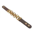 Dettaglio del bracciale in pelle PU marrone con catena in metallo dorato e bottoni - Grigio