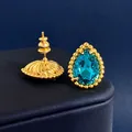 Boucles d'oreilles poire en cristal bleu Londres avec bordure perlée dorée chic - Or + Bleu Paon