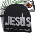 Berretto nero in maglia con scritta Jesus grigia e design a croce per stile da strada - Taglia unica / Nero/Grigio