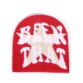 Red Y2K style beanie with 'BEEN THAT' text and star pattern on thick knitted fabric - One Size / Red