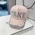 Casquette en dentelle rose avec inscription TAKE en strass argentés pour femme - Style Dentelle Lettre Strass / Rose