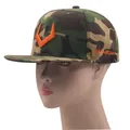 Casquette snapback camouflage jungle avec broderie orange et logo Valourian à bord plat - Camouflage / 57-62CM
