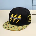 Gorra snapback de hip hop con corona negra, bordado amarillo y visera con estampado de leopardo - Swag 777 Negro Leopardo