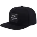 Μαύρο snapback καπέλο street style με patch Brooklyn N°86 και σχέδιο με ίσιο γείσο - Μαύρο (Μαύρο Μπάλωμα)