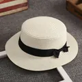 Cappello di paglia beige stile boater con nastro nero per protezione solare estiva - Bianco Latte