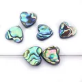 Perle a cuore in conchiglia naturale di abalone con lucentezza cangiante per gioielli DIY - Cuore