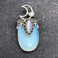 Pendentif croissant de lune vintage avec pierre opale ovale et oeil de chat gris - Opale