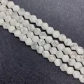 Facettierte sechseckige Howlith-Steinperlen mit grauer Marmorierung für DIY-Schmuckherstellung - 8x8x5mm Ca. 26 Perlen / Howlith