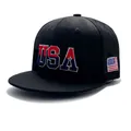 Μαύρο καπέλο snapback με τρισδιάστατο κέντημα USA και σημαία των ΗΠΑ στο πλάι - M / Μαύρο