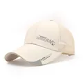 Cremefarbene Mesh-Trucker-Mütze mit Sports-Fashion-Stickerei und Verstellriemen - Verstellbar / Mesh Beige