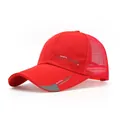 Red breathable mesh baseball cap with SportStyle embroidery and curved brim - Adjustable / Mesh Red