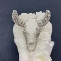 Ciondolo a testa di toro in acrilico dorato con strass per gioielli fai-da-te - No. 4 (Bianco con Strass Bianchi)