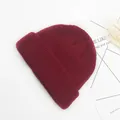 Bonnet en tricot bordeaux unisexe à texture côtelée pour la chaleur d'automne et d'hiver - Taille Unique (élastique réglable) / Bordeaux
