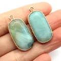 Pendenti ovali in pietra naturale celeste con bordo dorato e anello in metallo - Amazzonite