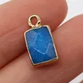 Blauer rechteckiger Edelsteinanhänger mit goldener Fassung und kleiner Aufhängeschleife - Lapislazuli-Stil (6)