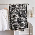 Sciarpa double-face con motivo pied-de-poule e stampa giungla in bianco e nero - 185cm / Nero