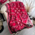 Sciarpa etnica con motivo a rombi geometrici rossi e nappe sottili - 185cm / Rosso