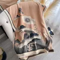 Eleganter khakifarbener Winterschal mit Lotus-Tuschemalerei und Fransenbesatz - Khaki