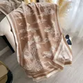Écharpe en cachemire caramel et crème avec motif Toile de Jouy et détails frangés - Kaki