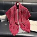 Elegant burgundy houndstooth silk scarf with silver metallic thread and star pattern - 90x90cm / Red