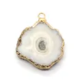 Onregelmatige hanger van natuurlijke witte kristaldruzy met vergulde metalen rand - Alleen Hanger (Zonder Ketting) / Wit