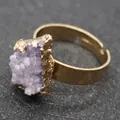 Verstellbarer vergoldeter Ring mit natürlichem rohem lila Amethyst-Kristallstein - Violetter Stein Goldband (8)