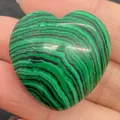 Polished heart-shaped malachite gemstone with natural green banded stripes - 30x30mm, 14mm Thickness / Malachite