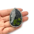 Pendentif goutte avec ailes argentées et mousse verte dans un cadre en alliage cristallin - Micro Paysage d'Aile Grise (6#)