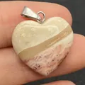 Gevlekte natuurstenen hartvormige hanger met metalen sluiting voor DIY-sieraden - Scenic Texture Stone