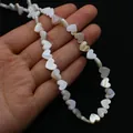 Natürliche Herz-Perlmuttperlen aus Muscheln für die DIY Halsketten Schmuckherstellung - Herzform mit horizontalem Loch / 10mm (1 Schnur)