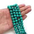Primer plano de cuentas turquesas redondas con vetas negras para joyería artesanal - 4mm / Verde Cian (No.2)