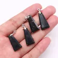 Set mit vier trapezförmigen schwarzen Natursteinanhängern mit silbernen Verschlüssen - Obsidian