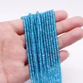 Detailopname van gefacetteerde cyaanblauwe natuursteen kralen voor DIY sieraden maken - 2x3mm / Cyaanblauw (Nr. 2)
