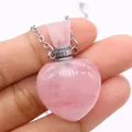 Dettaglio della collana boccetta olio essenziale in quarzo rosa a forma di cuore argento - Quarzo rosa