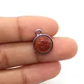 Ciondolo tondo in pietra del sole marrone e metallo argento per collane fai-da-te - Pietra di Sabbia d'Oro / 12x15mm