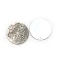Natural black shell round pendant with engraved hibiscus flower and iridescent luster finish - Round (044) / 35mm
