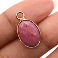 Ovaler Anhänger aus rosa Naturstein mit roségoldenem Rand für DIY-Halsketten - Rhodonit