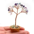 Mini árbol de la vida de cristal con piedras de colores y base de cesta tejida - Fluorita púrpura